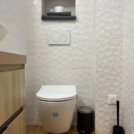 Jaune Chaleureux Pour 4 Voyageurs à